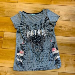 Cute Maurices Tshirt